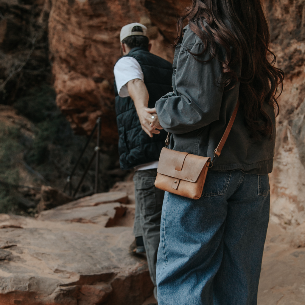 Augusta Crossbody